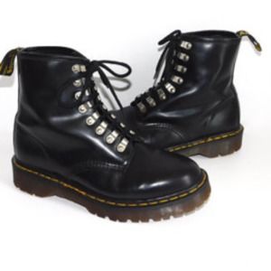 Doc Martens like new